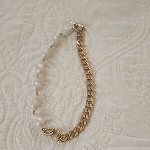Gold and White Asymmetrical Necklace with Chunky Chain